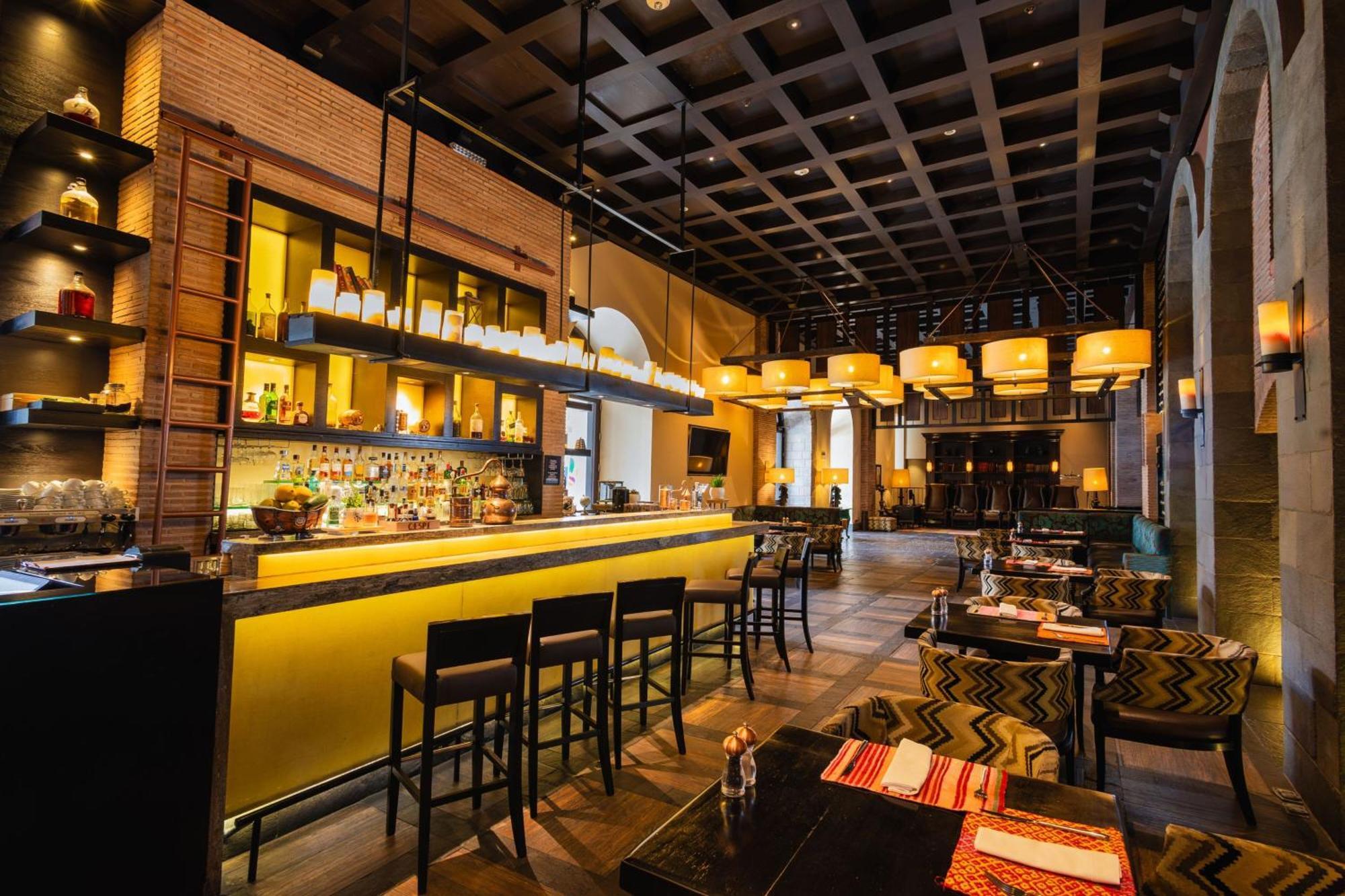 Jw Marriott El Convento Hotel